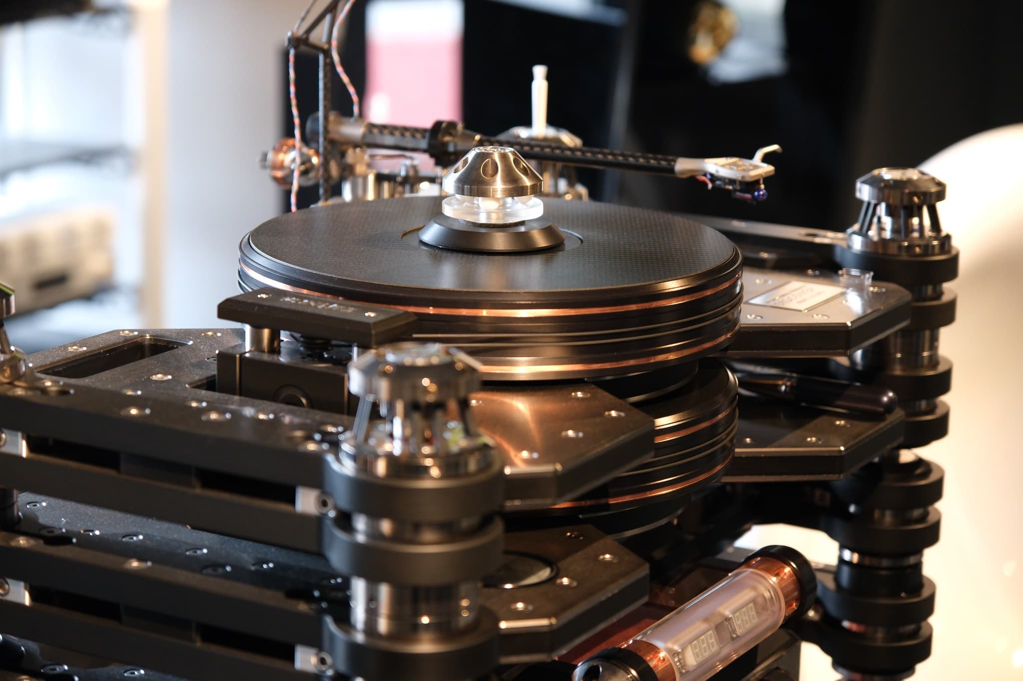 Discovery amplifier