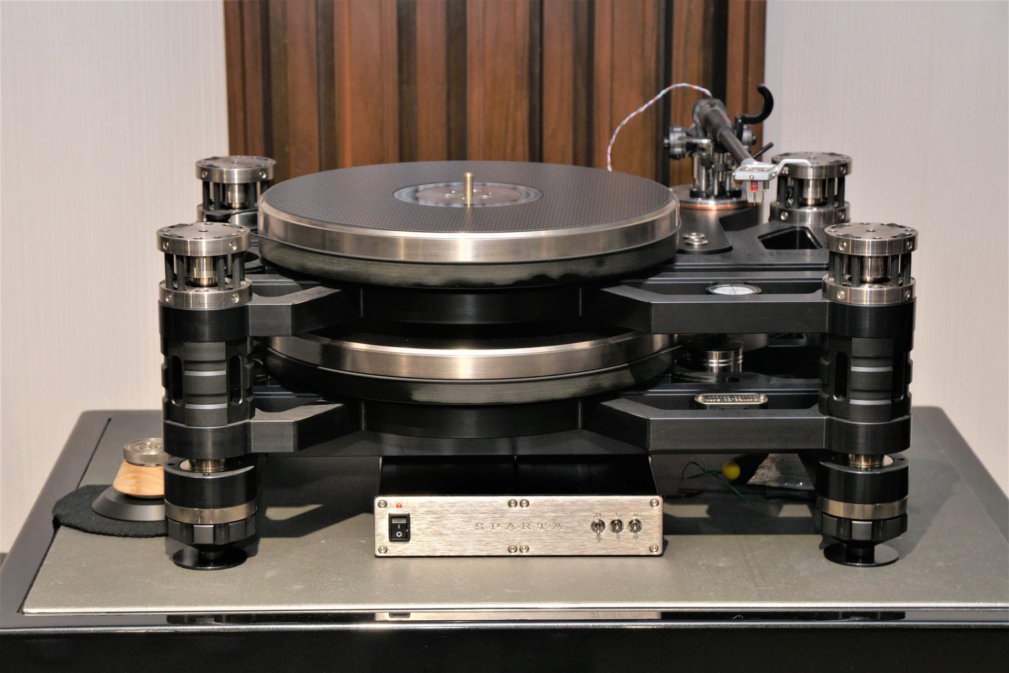 Sparta turntable close-up