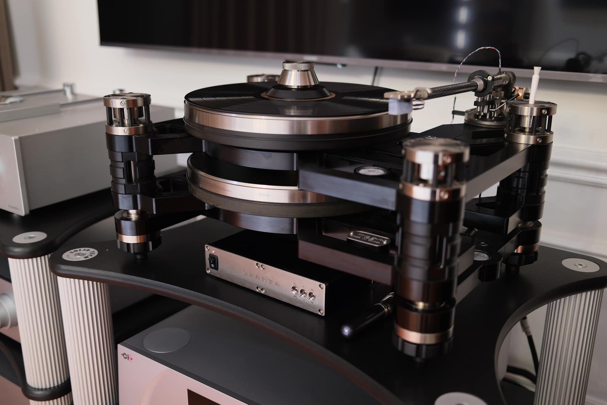 Sparta turntable detail
